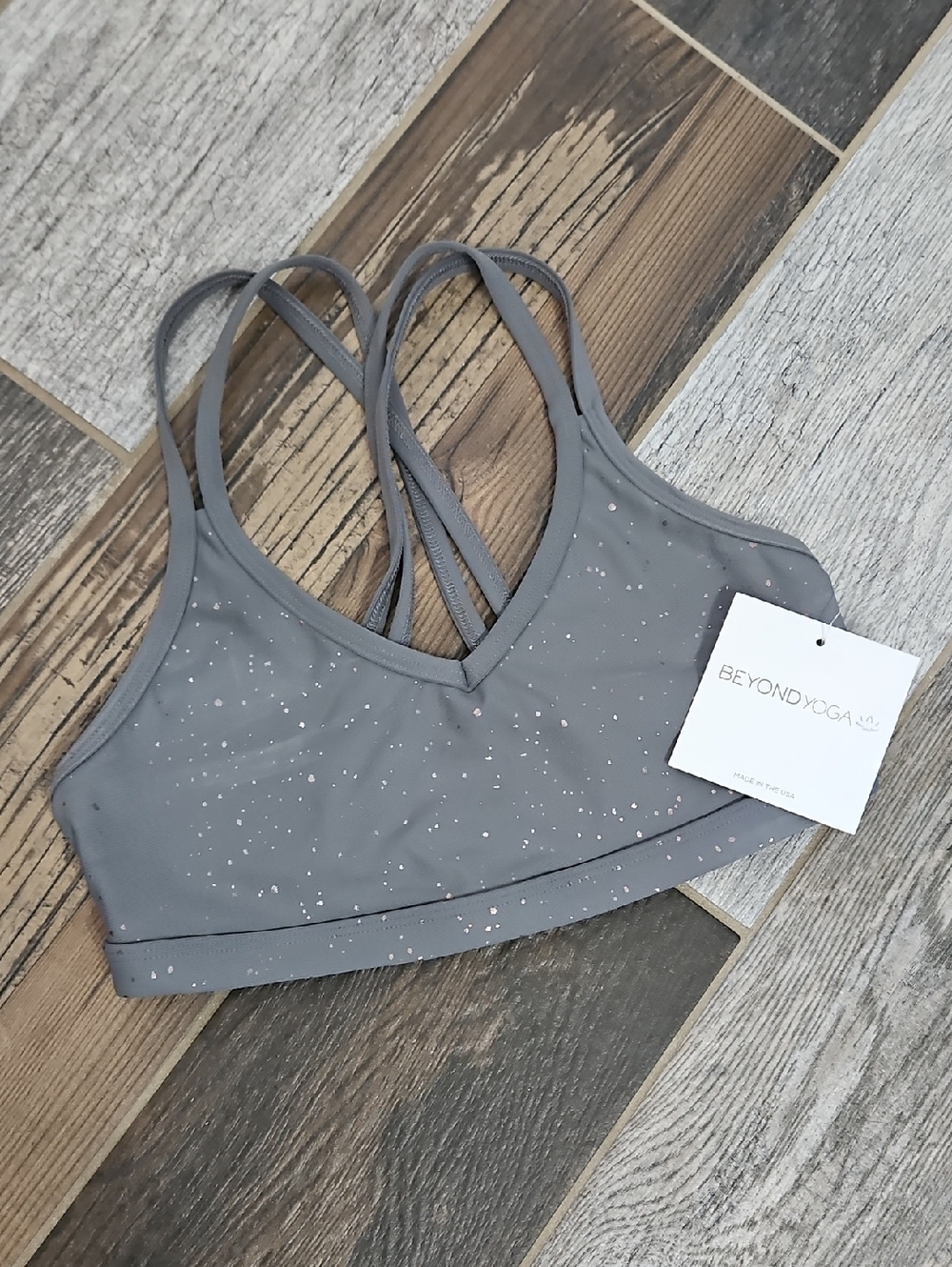 Beyond Yoga Gray Speckle Strappy V-Neck Sports Bra